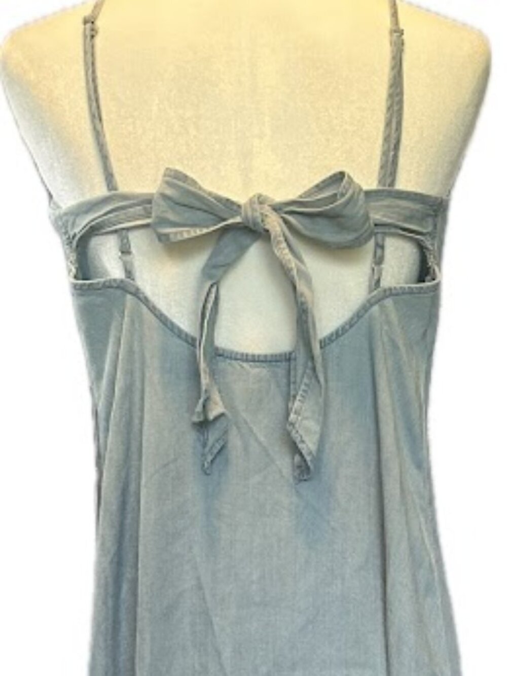 Lulus Light Wash Lyocell Midi Dress M Button Front Tie Back Chambray Blue - Picture 6 of 9